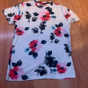 Hollister t-shirt